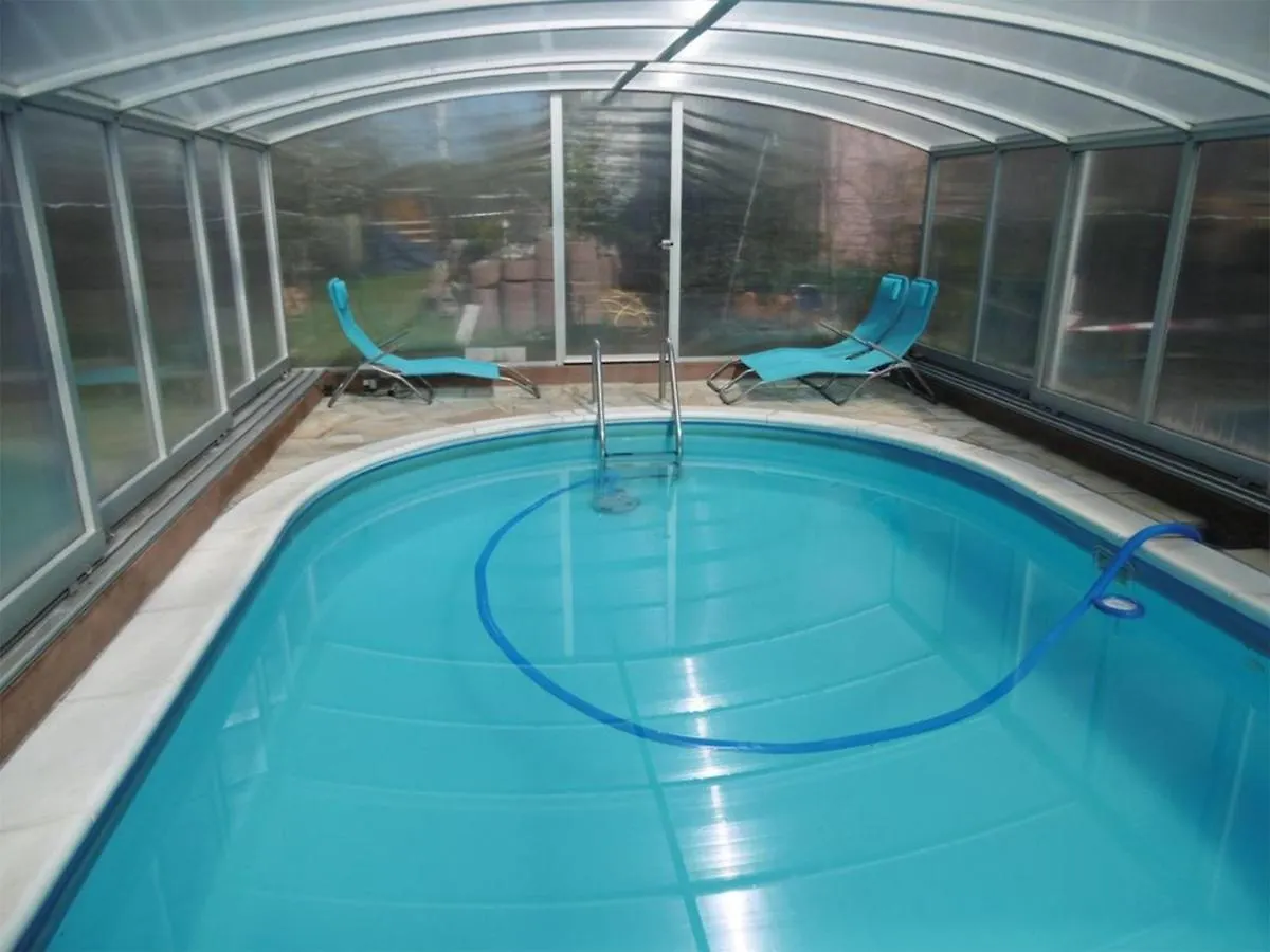 Holiday home Neu Ferienhaus Mit Poolhalle Und Sauna Pyrbaum